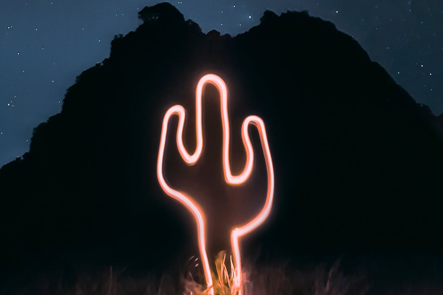 5 Tips To Nailing Night Shots On Your Phone